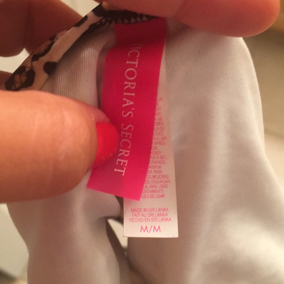 VICTORIAS SECRET cheetah/leopard bottoms - Picture 6 of 6